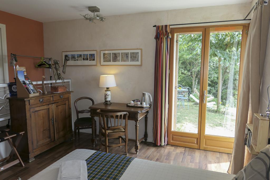 Chambre D'Hotes La BichetteChassagny エクステリア 写真